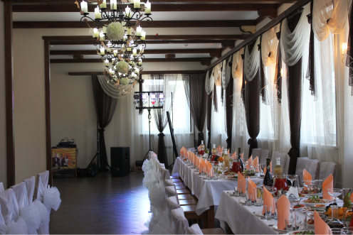 Свадебный банкет «Персиковый цвет» в кафе «Вертикаль»